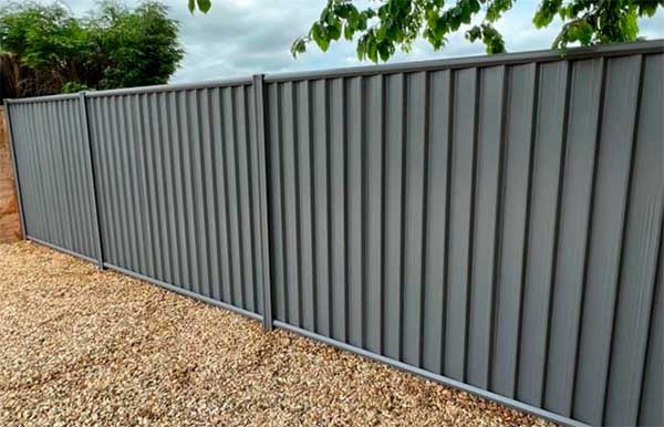 металлический забор