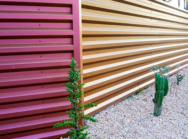 Забор из металлопрофиля